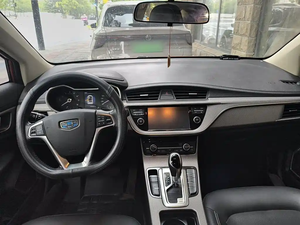 Geely Emgrand GS — миниатюра 13