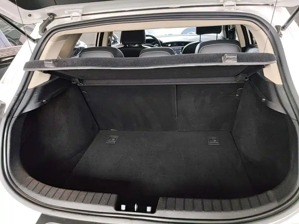 Geely Emgrand GS — миниатюра 19