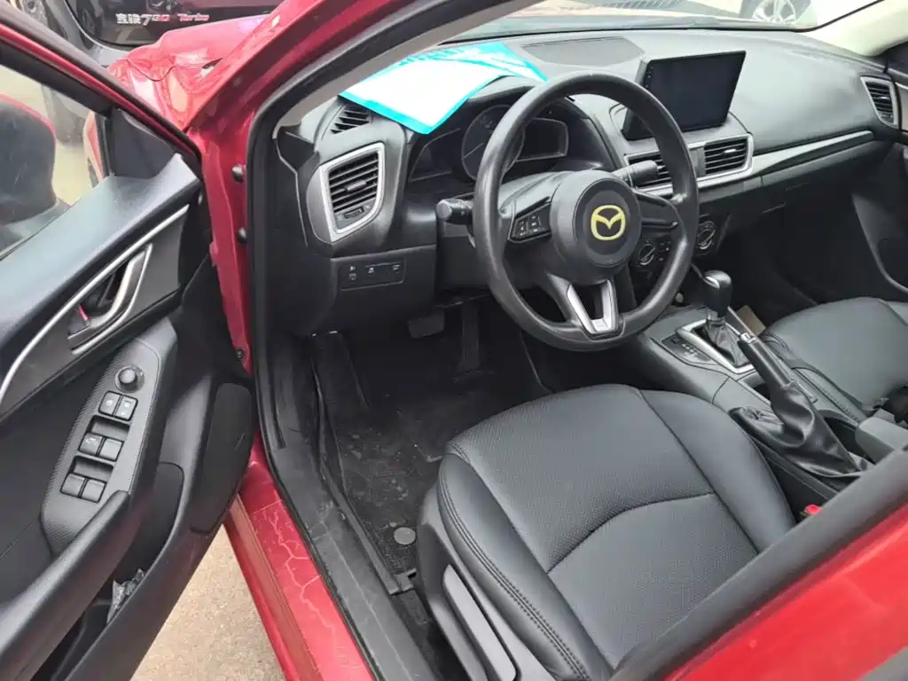Mazda 3 Axela — миниатюра 16