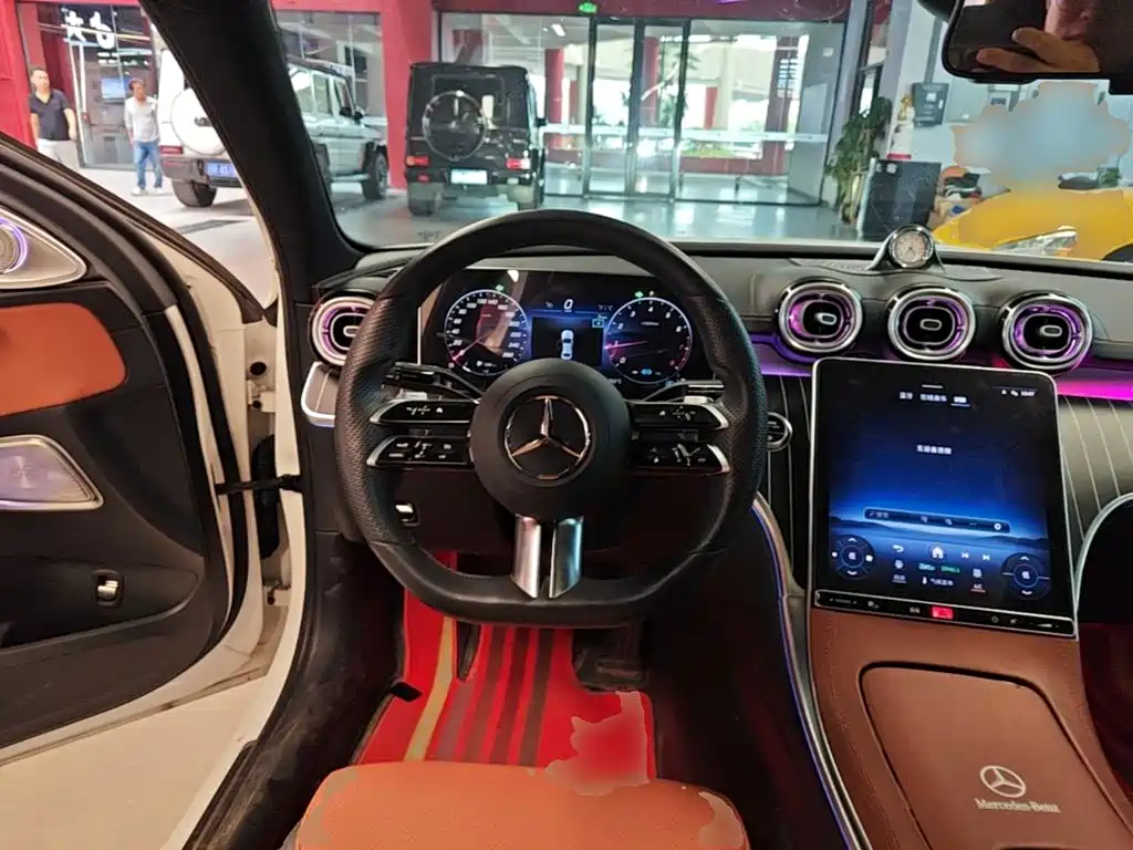 Mercedes-Benz C-Class — миниатюра 11