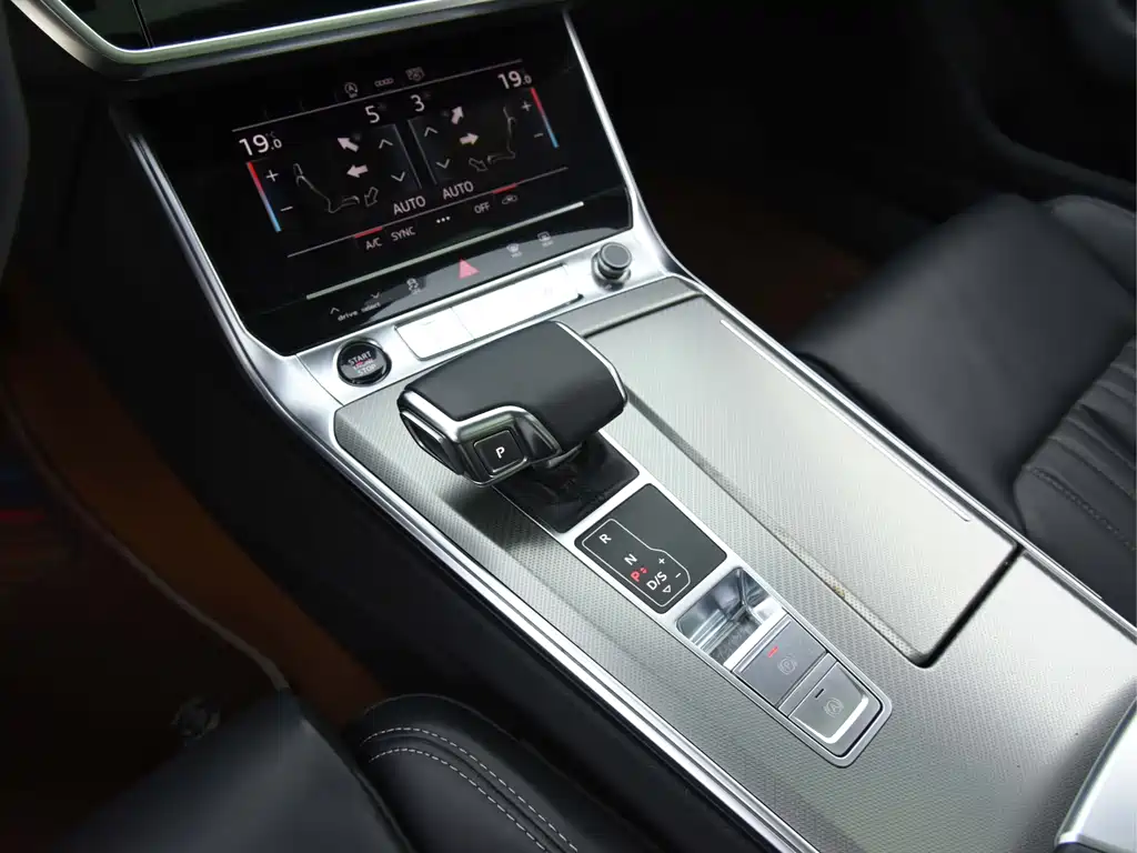 Audi A6L — миниатюра 7