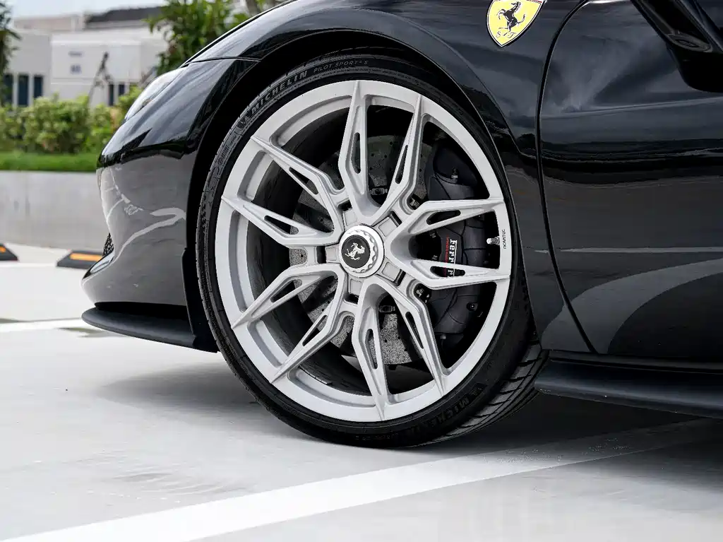 Ferrari 296 — миниатюра 5