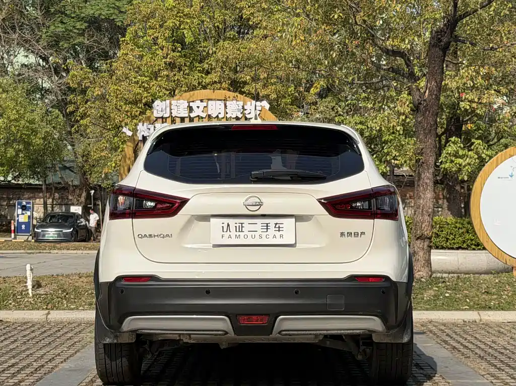 Nissan Qashqai — миниатюра 6