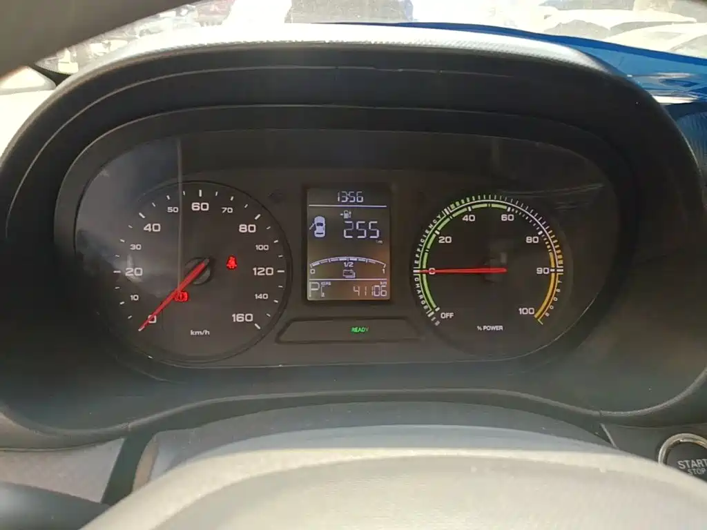 Roewe Clever — миниатюра 8