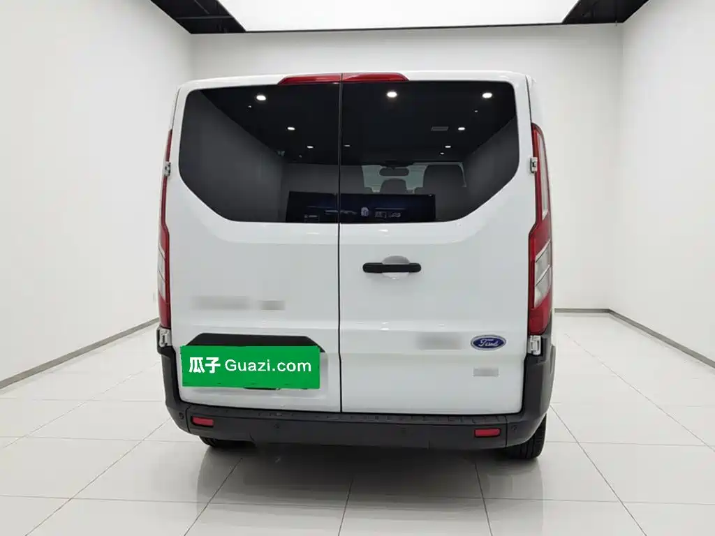 Ford Transit — миниатюра 5