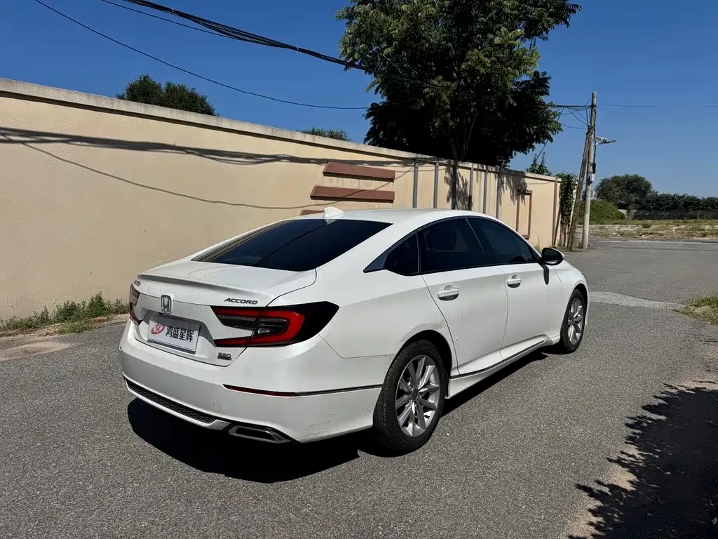 Honda Accord — миниатюра 4