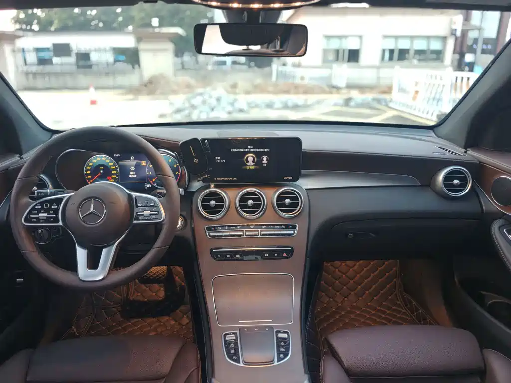 Mercedes-Benz GLC — миниатюра 5