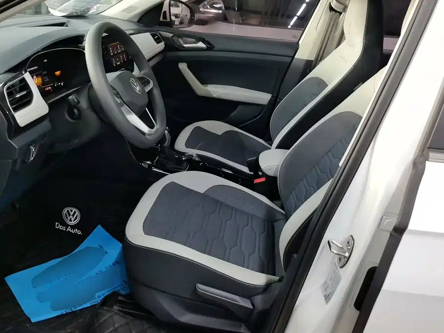 Volkswagen Tharu — миниатюра 9