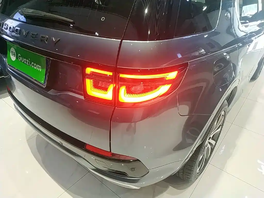 Land Rover Discovery Sport — миниатюра 8