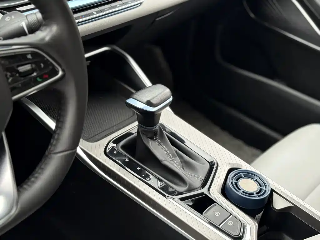 Geely Emgrand — миниатюра 3
