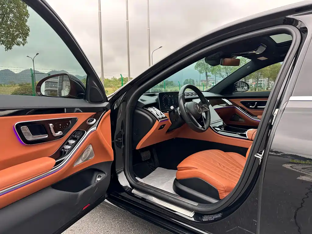 MERCEDES-BENZ S CLASS