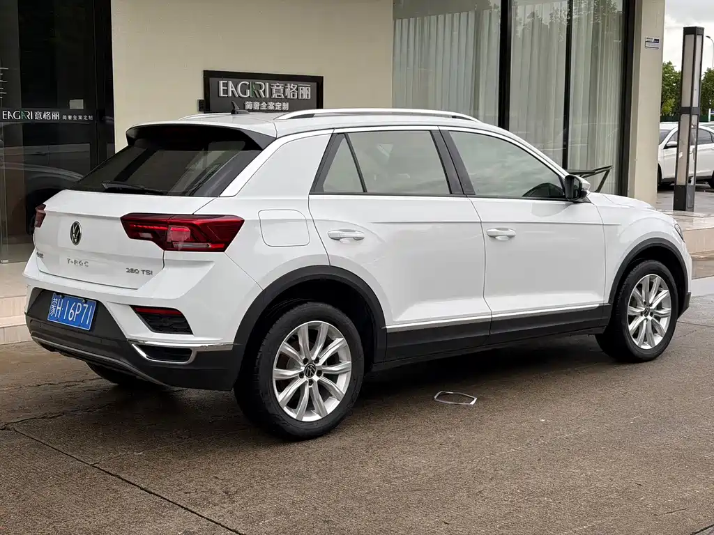 Volkswagen T-Roc — миниатюра 5