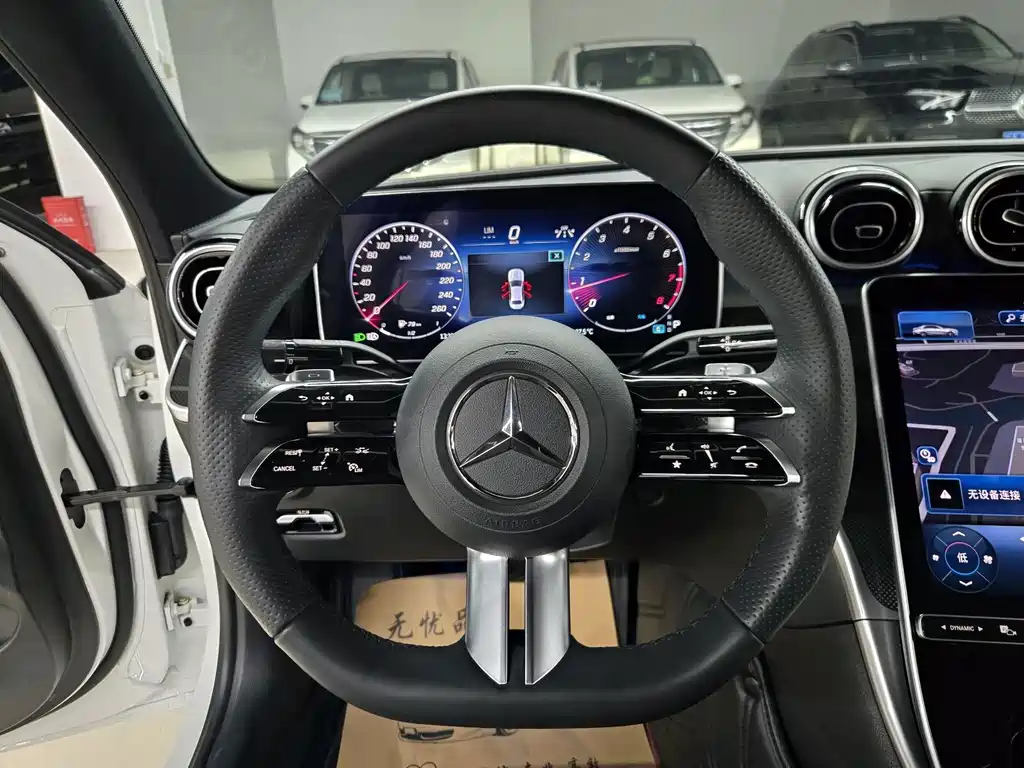 Mercedes-Benz C-Class — миниатюра 7