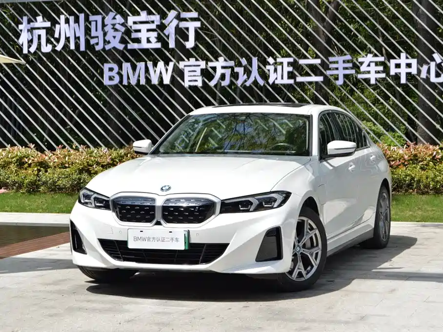 宝马i3 2022款 eDrive 35 L 2023