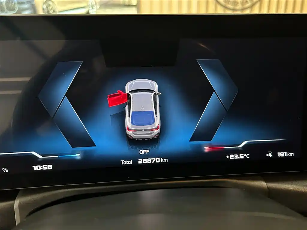 BMW i4 — миниатюра 12