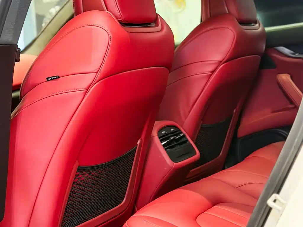 Maserati Ghibli — миниатюра 12