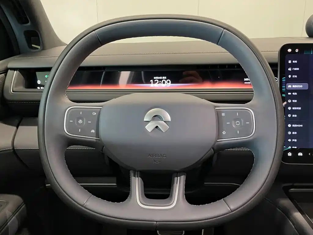 NIO ES8 — миниатюра 19