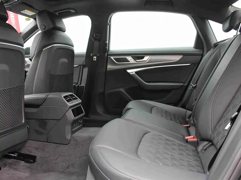 Audi A6L 2025 45 TFSI