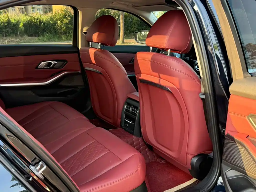 BMW 3 Series — миниатюра 6