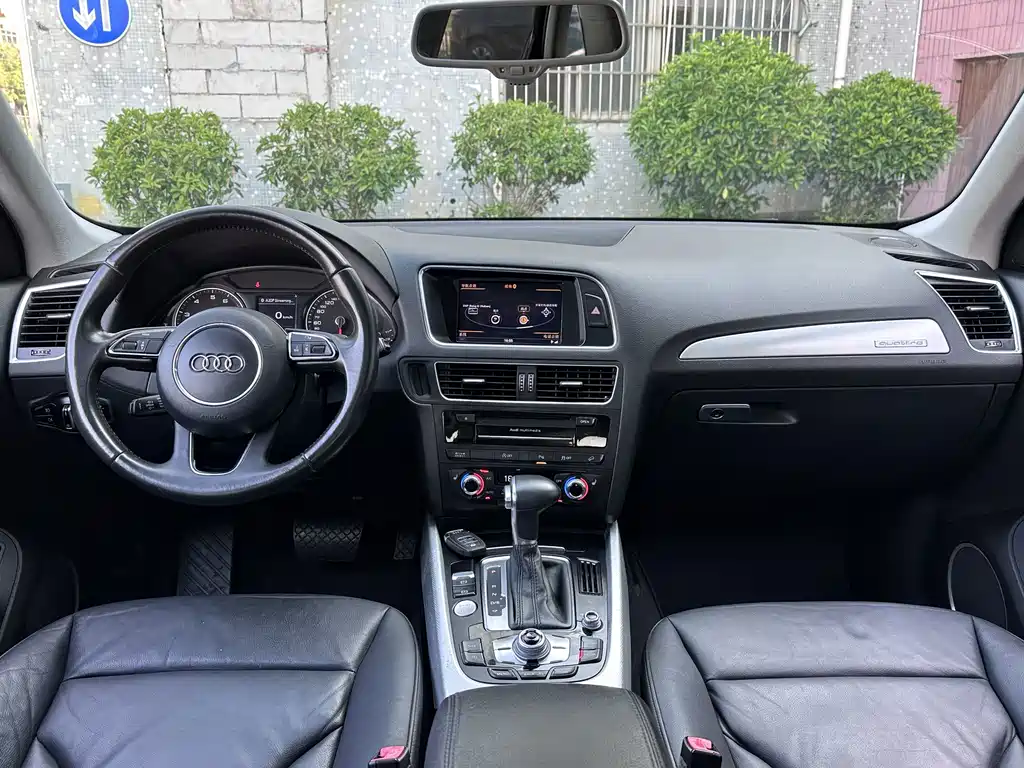 Audi Q5 (Import) — миниатюра 5