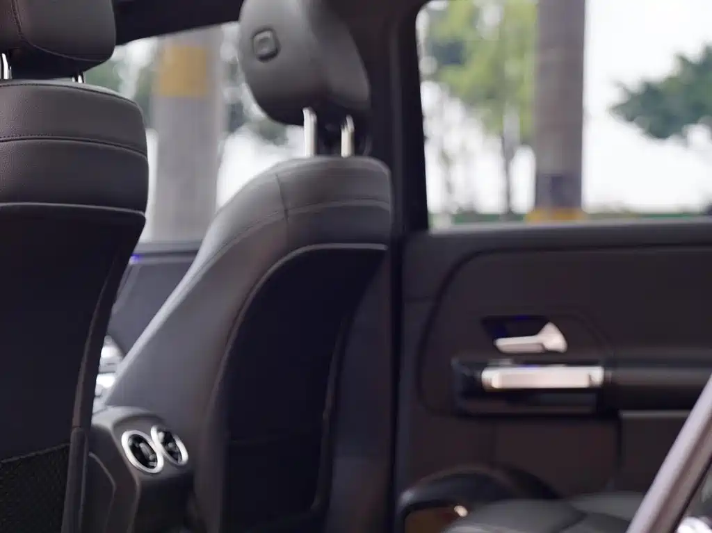 Mercedes-Benz GLB — миниатюра 13