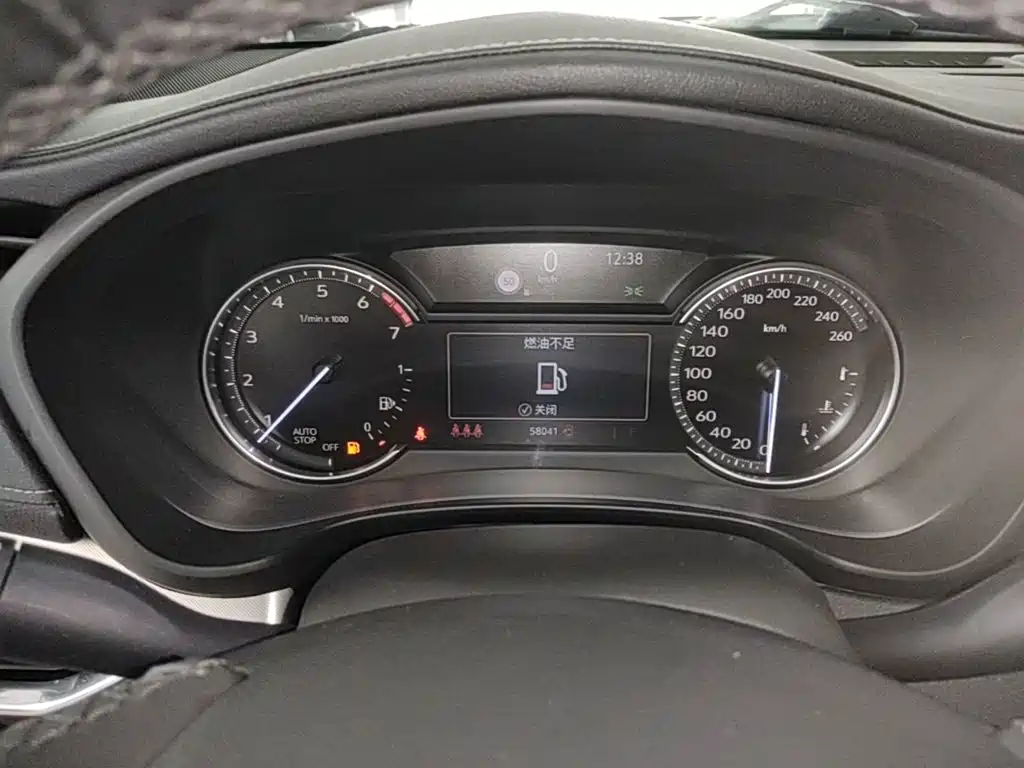 Cadillac XT4 — миниатюра 12