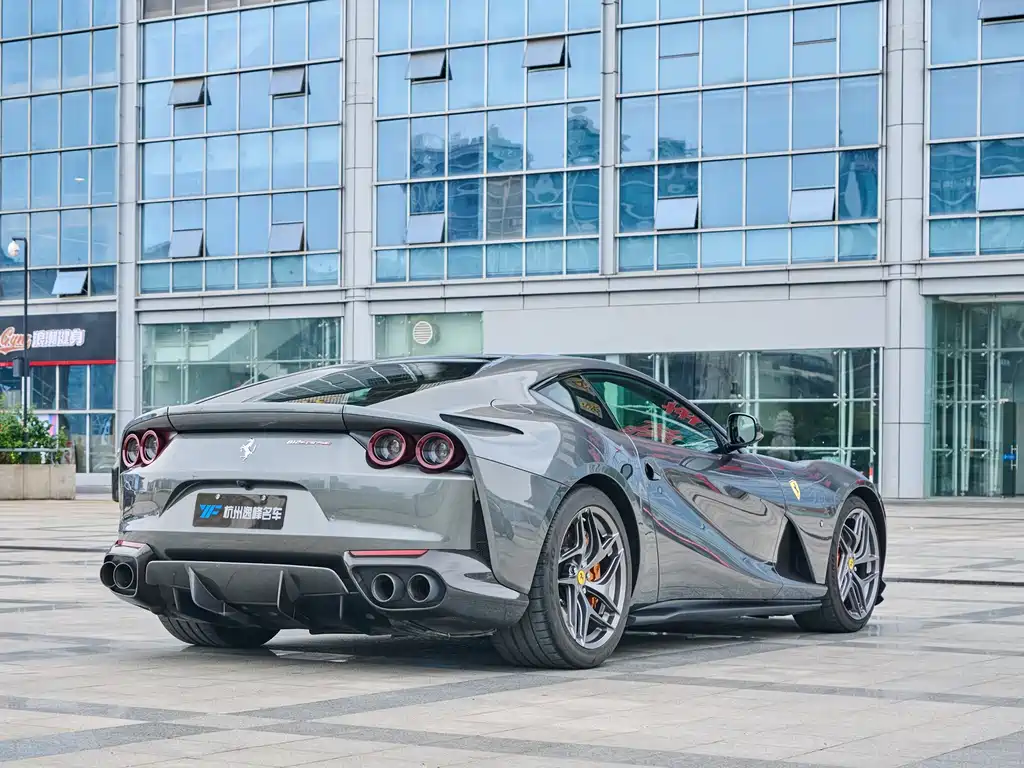 Ferrari 812 2017 6.5L Superfast