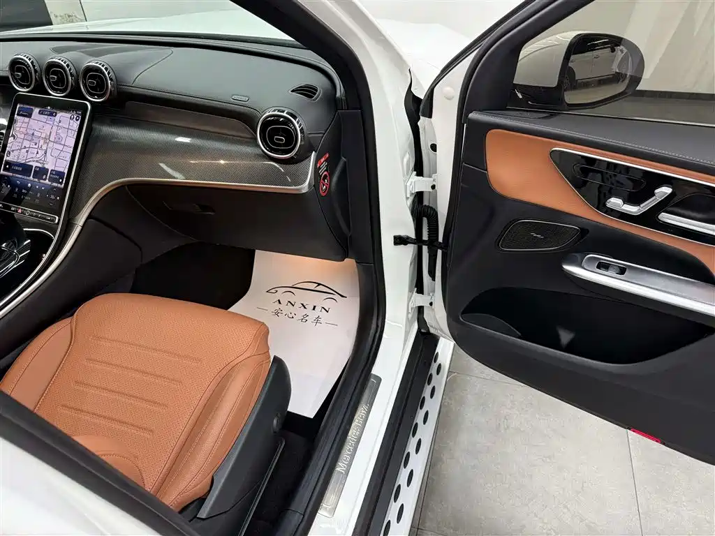 Mercedes-Benz GLC — миниатюра 8