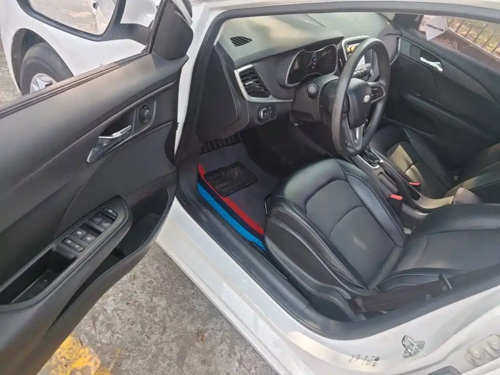 Chevrolet Cavalier — миниатюра 16