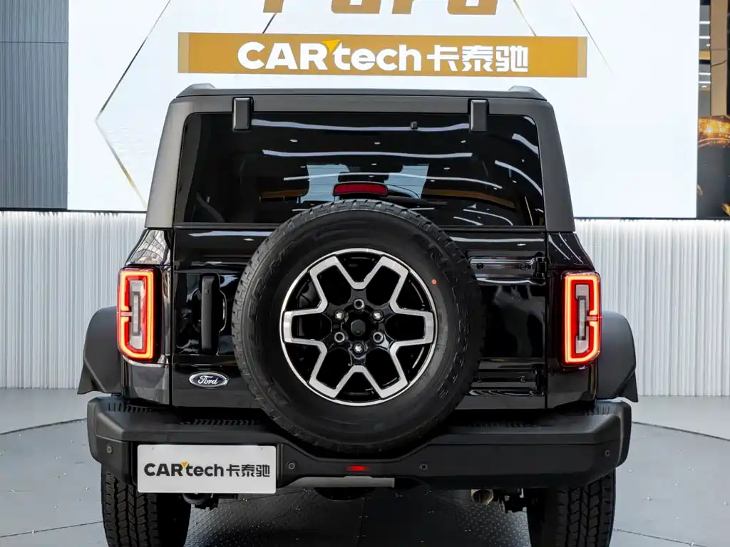 Ford Bronco — миниатюра 5