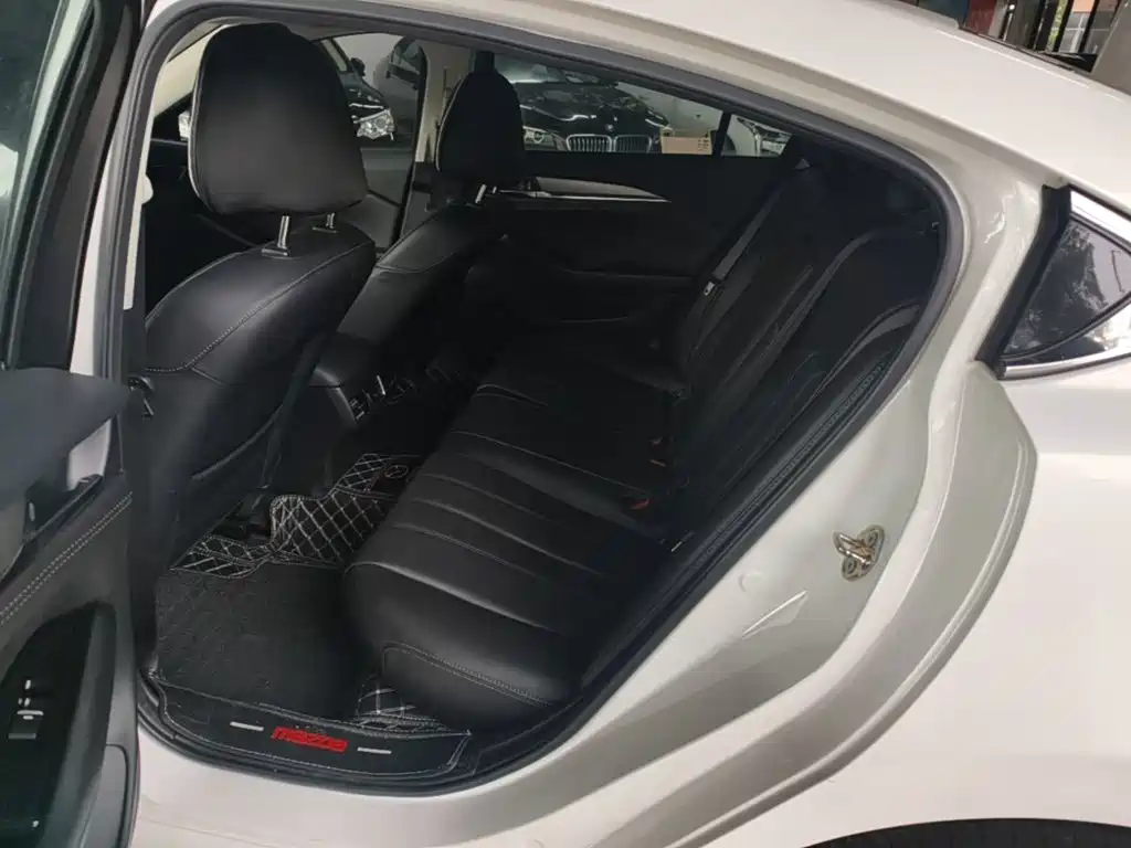 Mazda Atenza — миниатюра 17