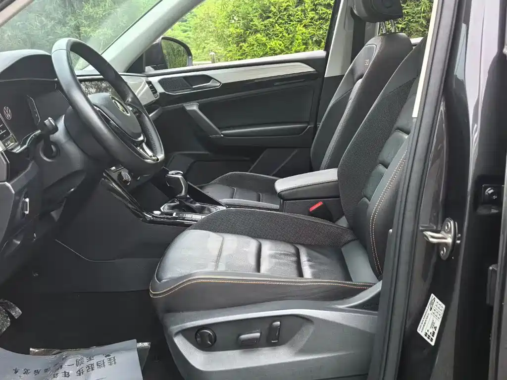 Volkswagen Tayron 2021 330TSI Luxury Smart Connect