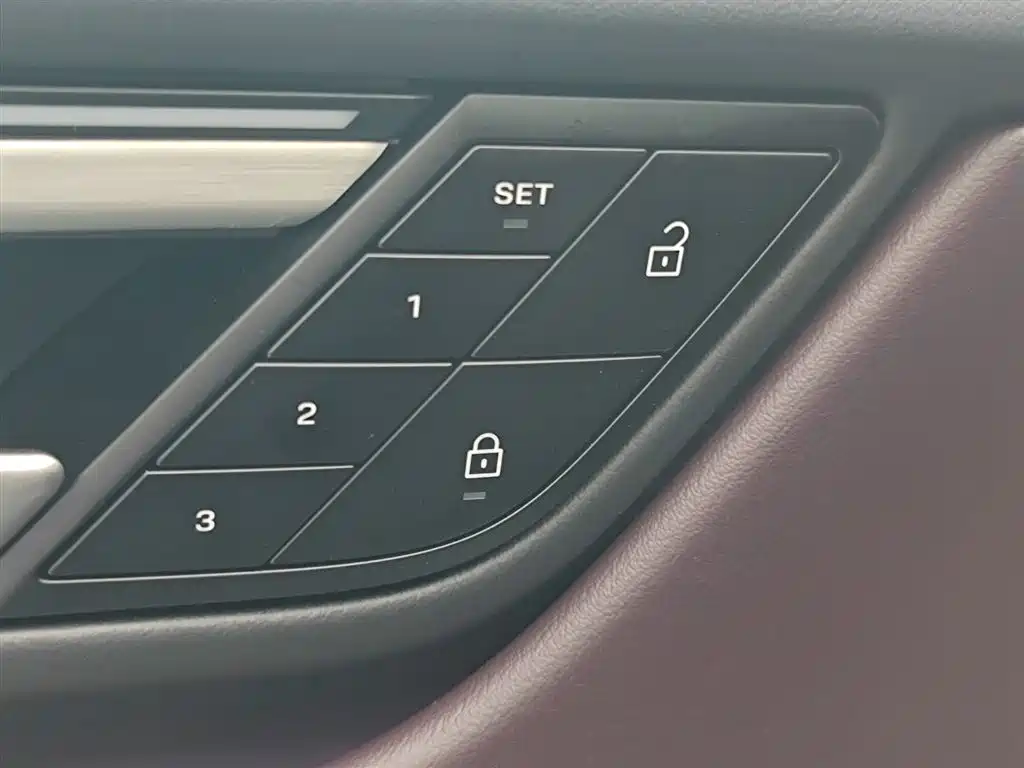 PORSCHE MACAN NEW ENERGY