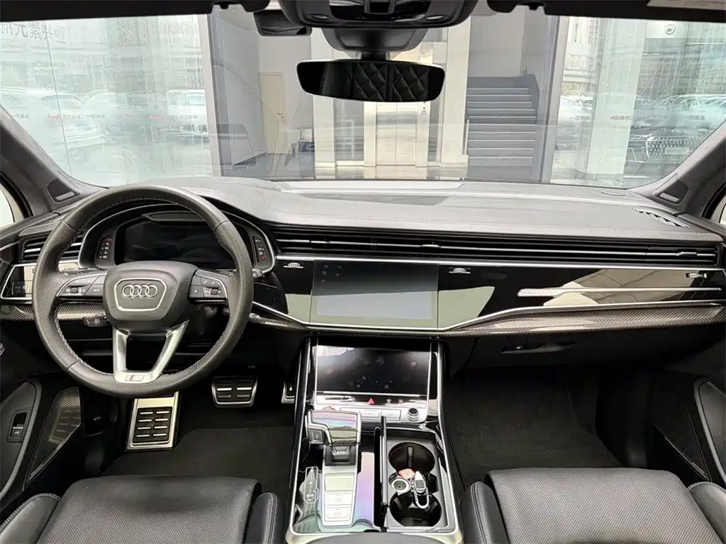 Audi SQ7 — миниатюра 6