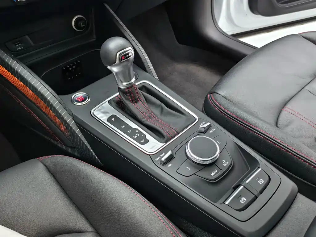 Audi Q2L — миниатюра 11