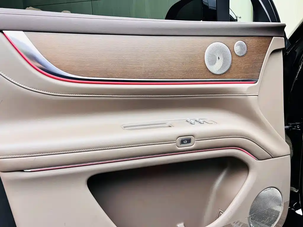 AITO AITO M9 — миниатюра 11