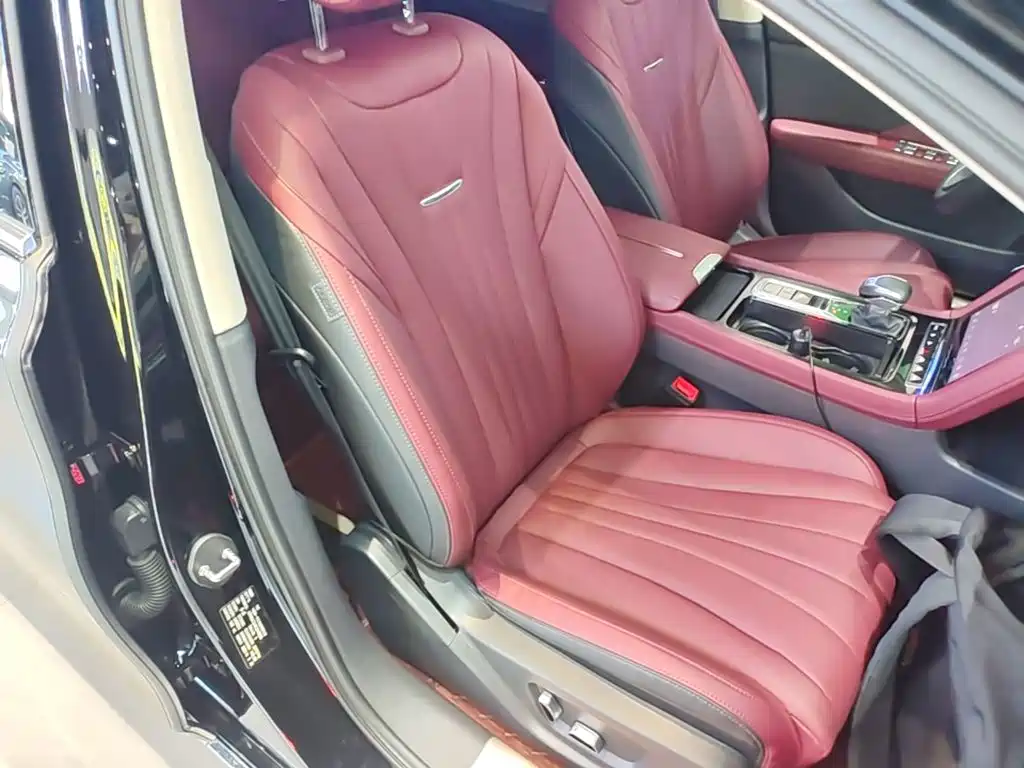 Hongqi Hongqi H5 — миниатюра 25