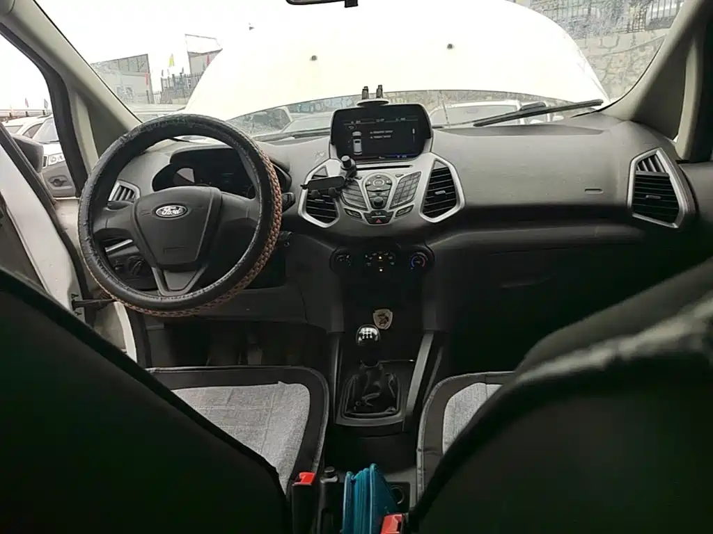 Ford Ecosport — миниатюра 10