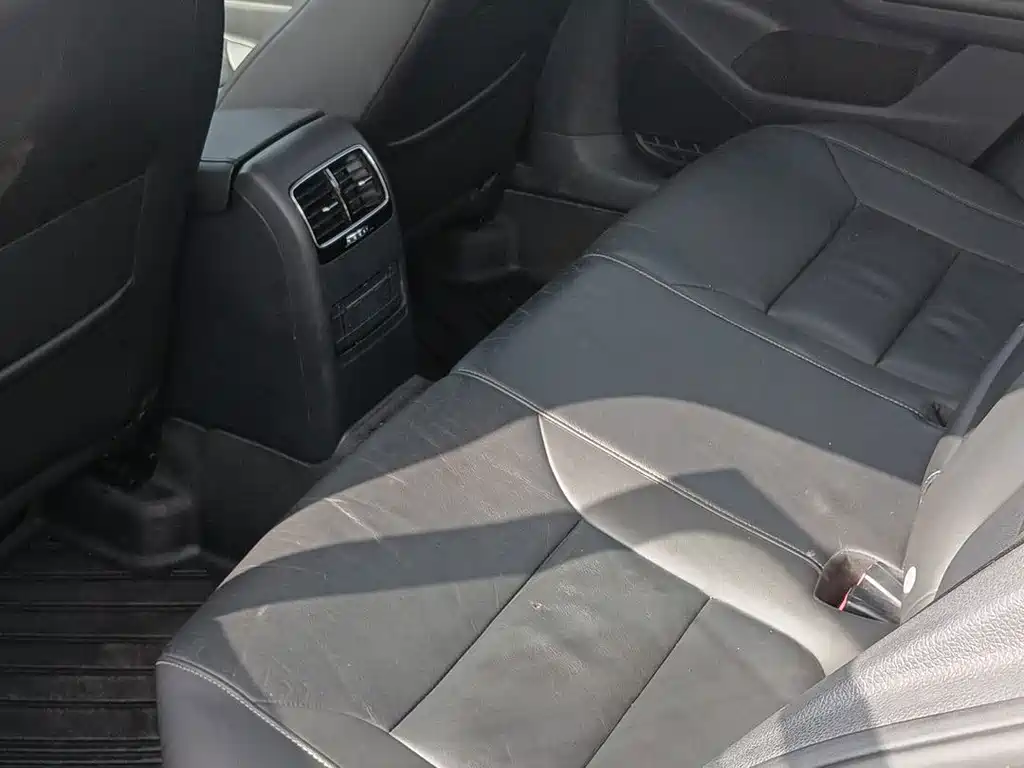 Volkswagen Sagitar — миниатюра 11