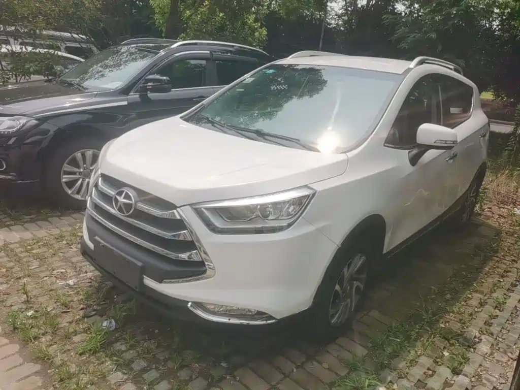 JAC S3 2016 1.5L MT Luxury