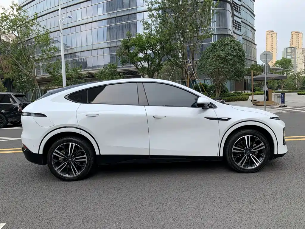 XPeng G6 — миниатюра 9
