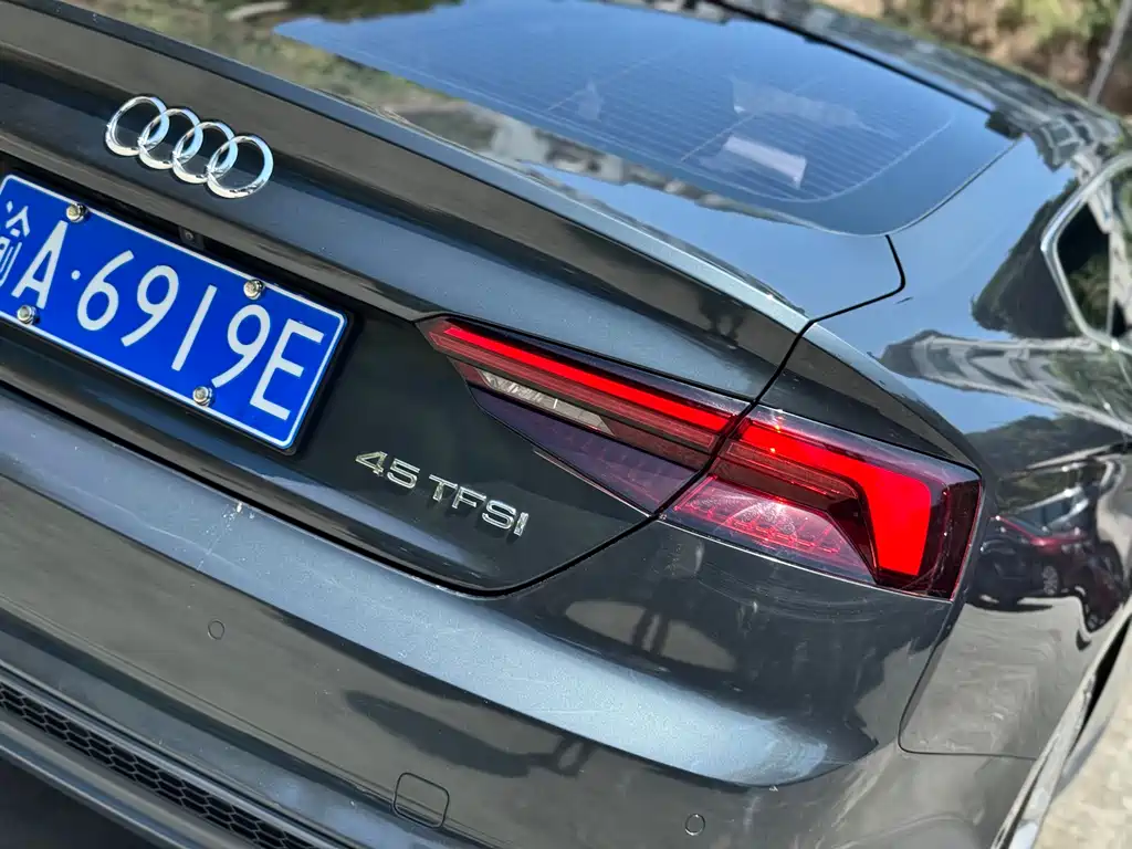 Audi A5 (Import) — миниатюра 11