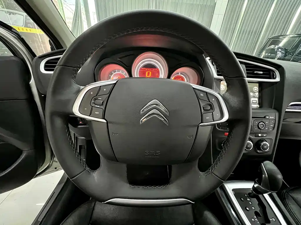 Citroen C4L — миниатюра 11