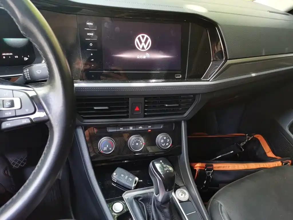 Volkswagen Sagitar — миниатюра 9