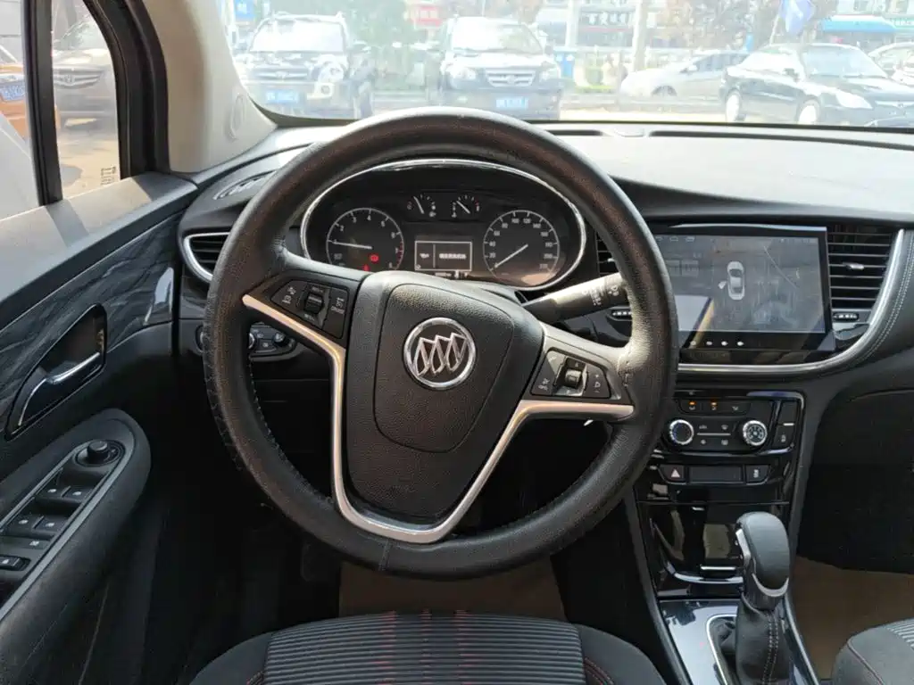 Buick Encore — миниатюра 11