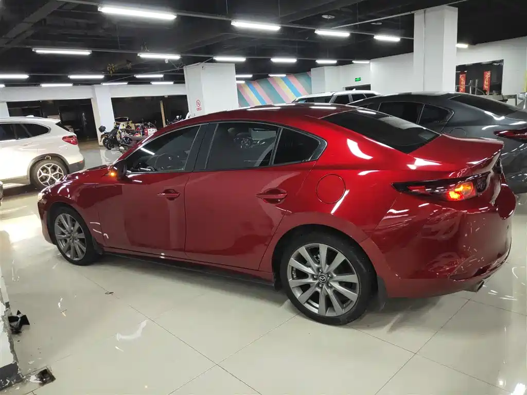 MAZDA  3 ANGKESAILA