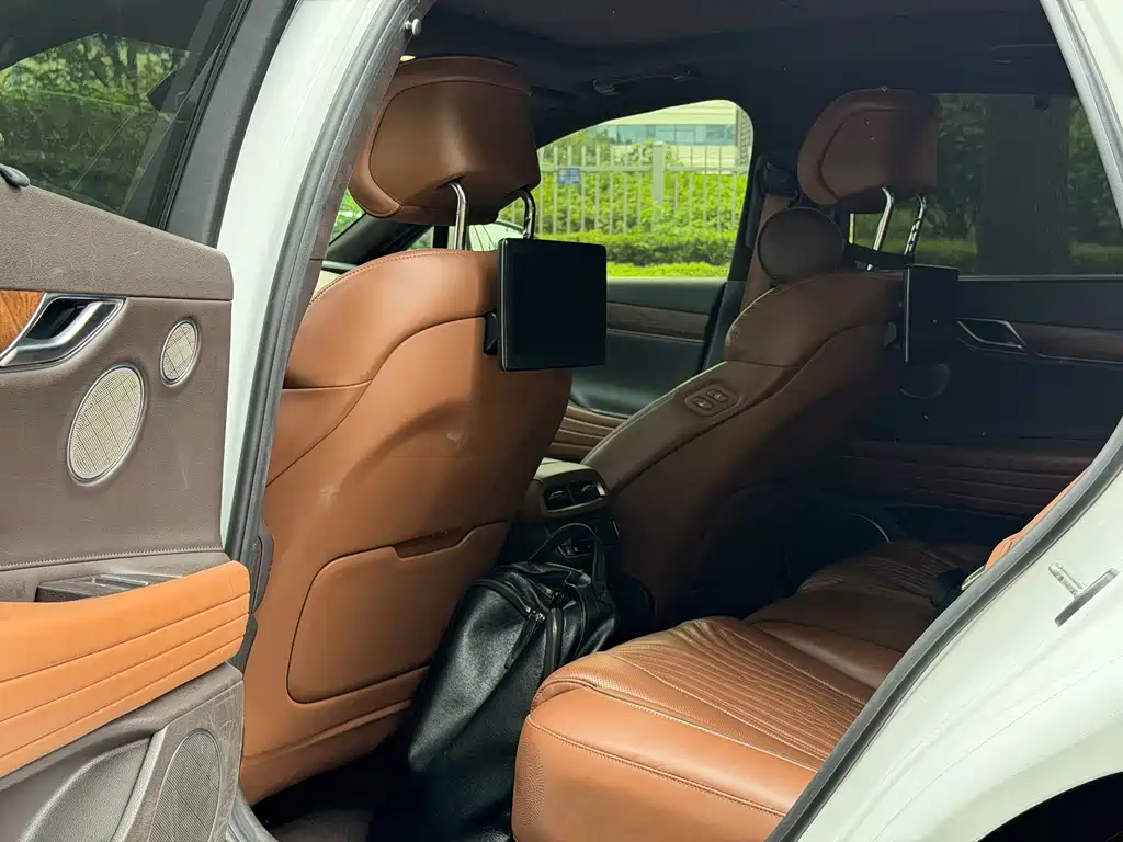 Genesis G80 — миниатюра 7