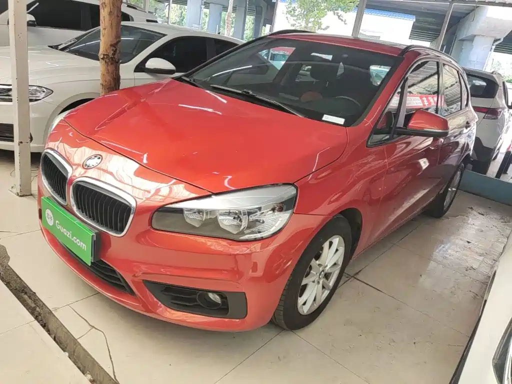 BMW 2 Series Active Tourer — миниатюра 2