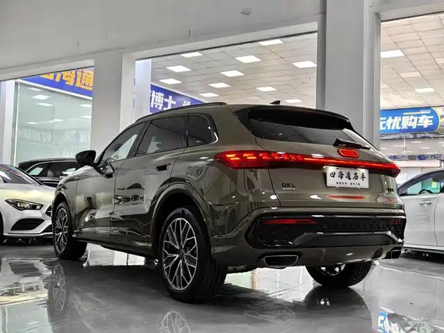 Audi Q5L — миниатюра 4