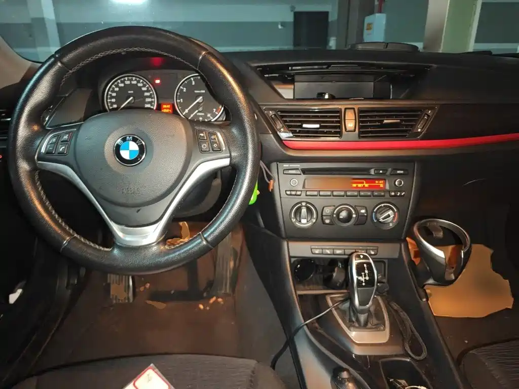 BMW X1 — миниатюра 10